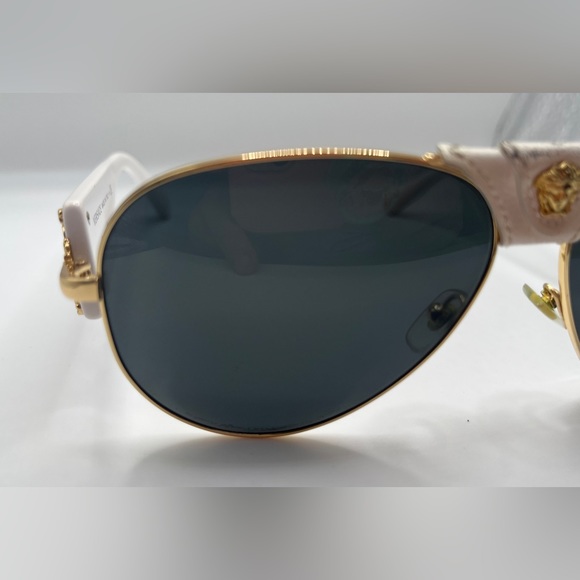 Versace White and Gold Aviators Women’s Sunglasses Discontinued - Picture 3 of 14